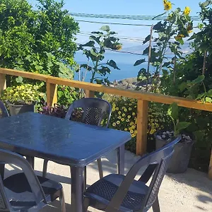 Emiljano Seaview , Ksamil Albanië