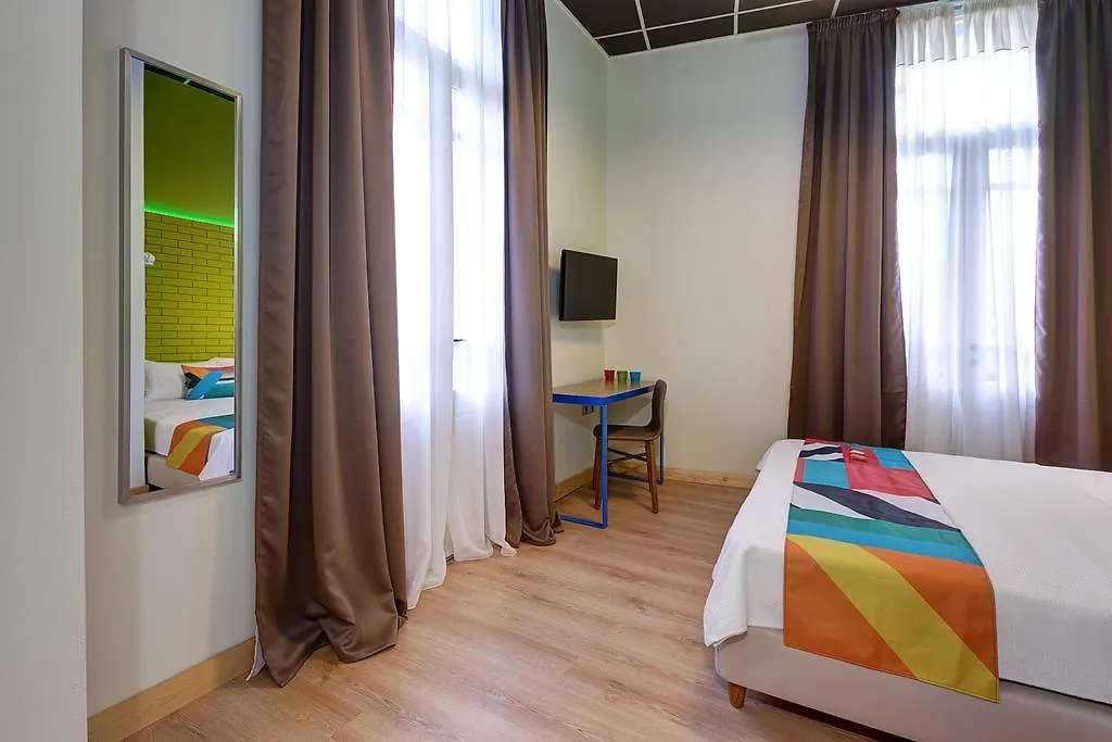 Colors Ladadika Thessaloniki Apartment